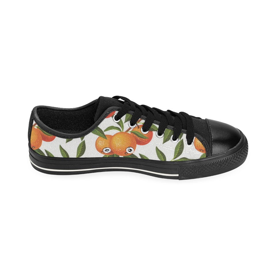 Oranges pattern background Men's Low Top Canvas Shoes Black
