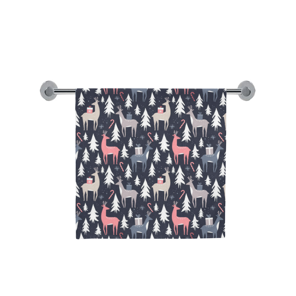Deers Winter Christmas pattern Bath Towel