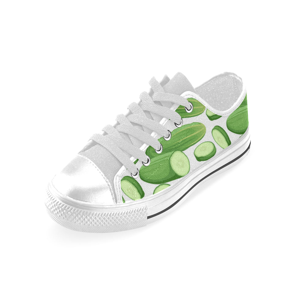 cucumber whole slices pattern Men's Low Top Canvas Shoes White