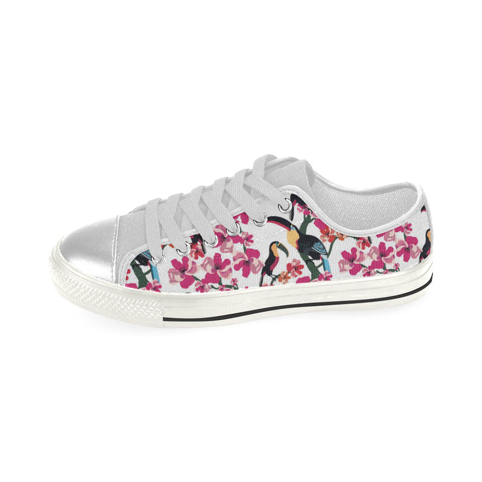 Toucan flower design pattern Women's Low Top Canvas Shoes White
