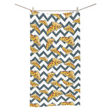 Pizza design pattern Bath Towel