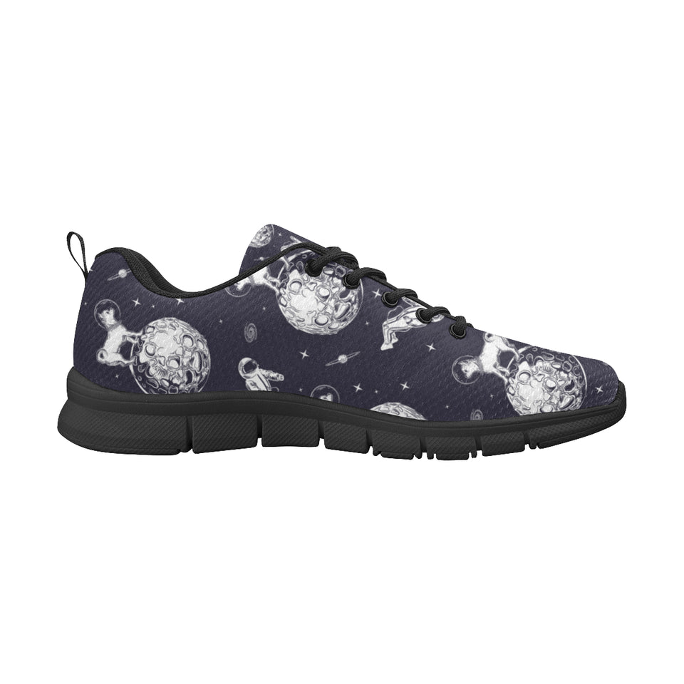 Chihuahua space helmet. astronaut pattern Men's Sneaker Shoes