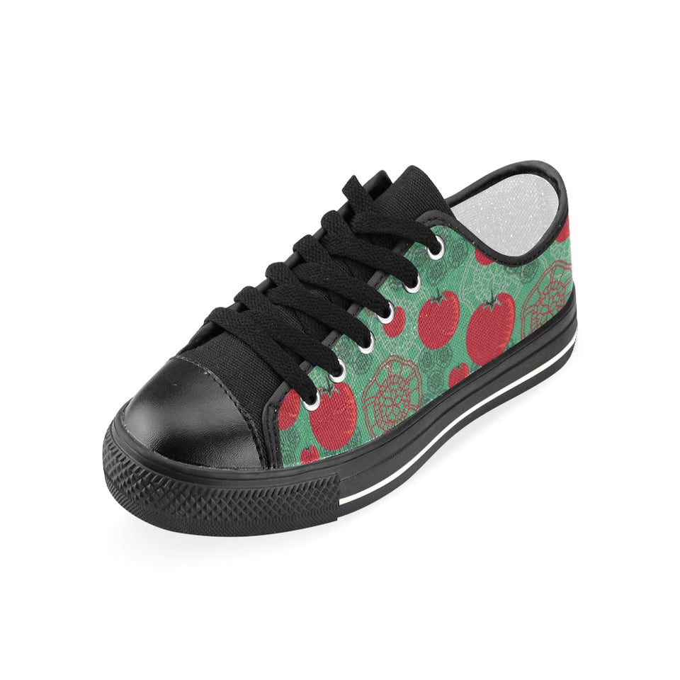 Tomato design pattern Women's Low Top Canvas Shoes Black