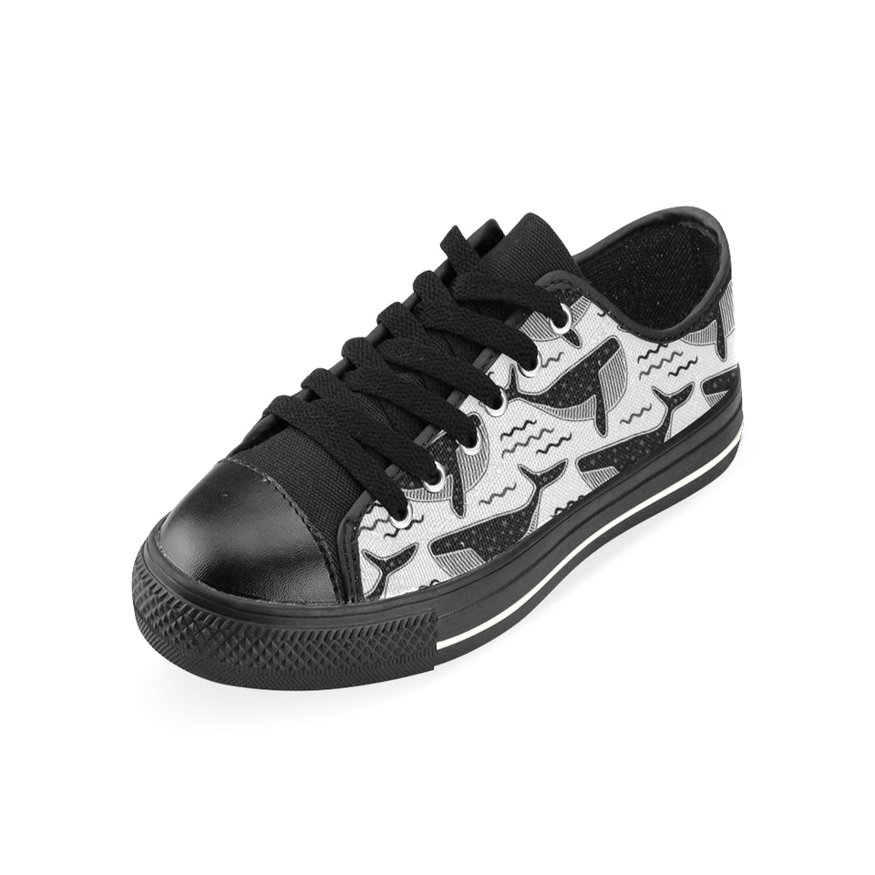 Black whale pattern Men's Low Top Canvas Shoes Black