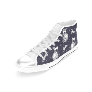 Chihuahua space helmet. astronaut pattern Women's High Top Canvas Shoes White