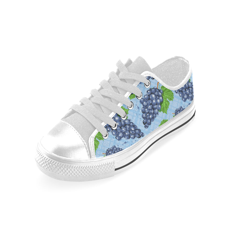Watercolor grape pattern Men's Low Top Shoes White