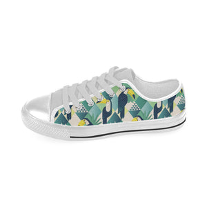Toucan tropical leaves design pattern Men's Low Top Shoes White