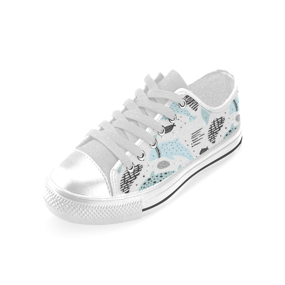 Cute dolphins Childish Style pattern Men's Low Top Canvas Shoes White