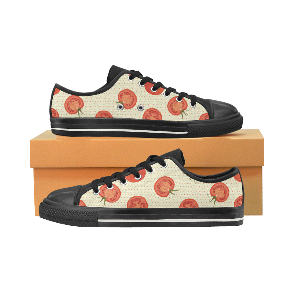 Tomato dot background Women's Low Top Canvas Shoes Black