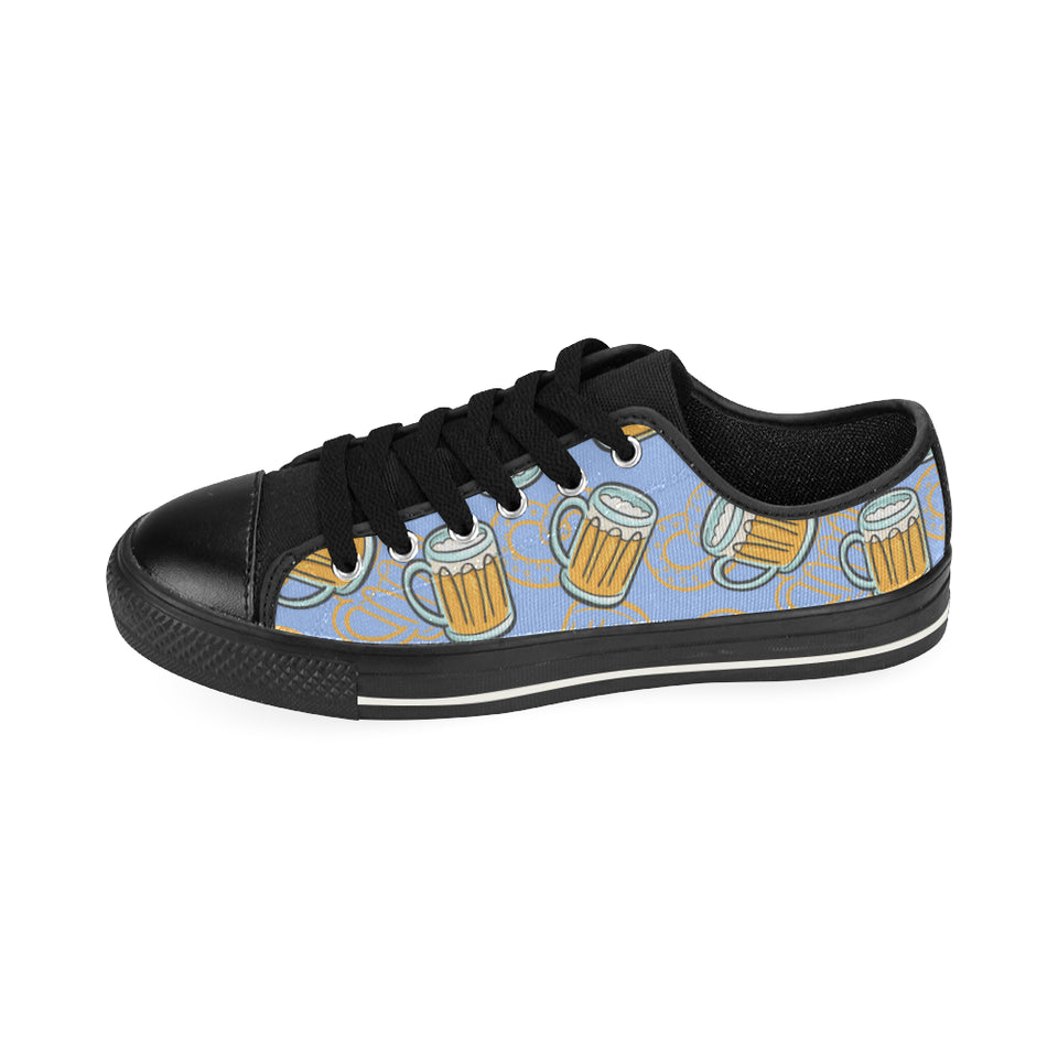 Beer pattern Men's Low Top Canvas Shoes Black