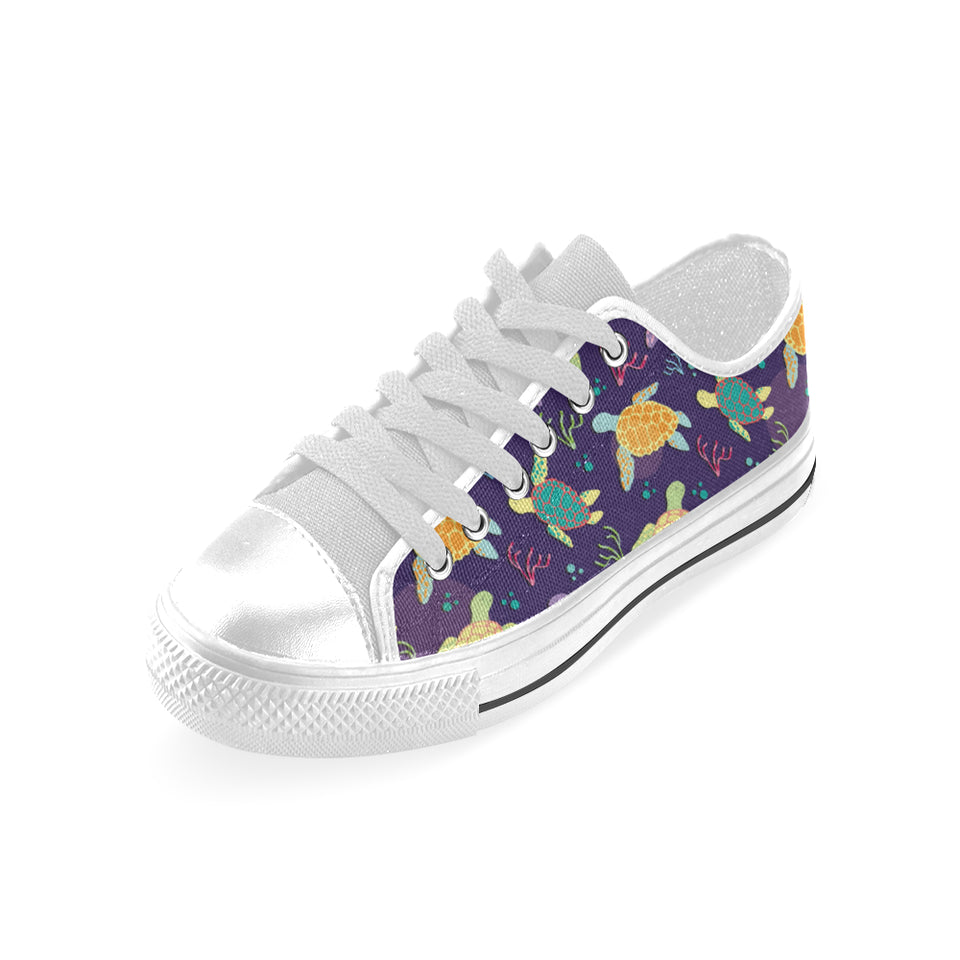 Colorful sea turtle pattern Men's Low Top Shoes White