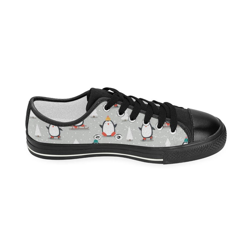 Cute Penguin christmas pattern Kids' Boys' Girls' Low Top Canvas Shoes Black