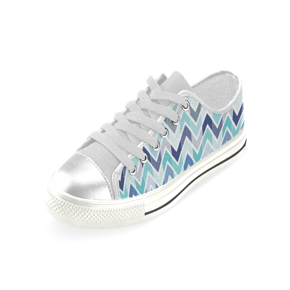 zigzag  chevron blue pattern Women's Low Top Canvas Shoes White