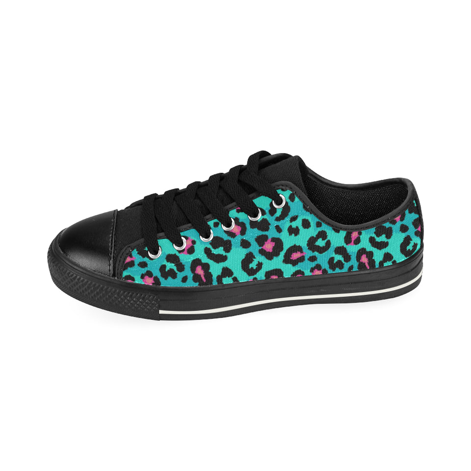 Green leopard skin print pattern Men's Low Top Canvas Shoes Black