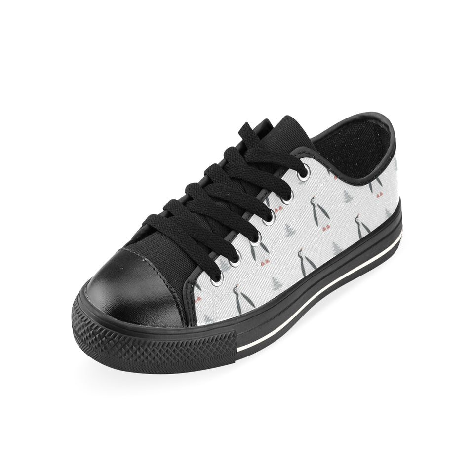 Penguin pattern Men's Low Top Canvas Shoes Black