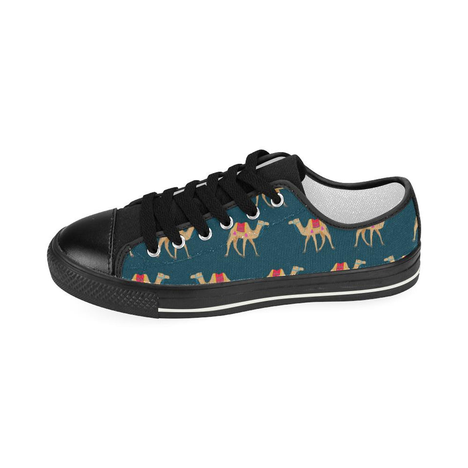 Camel pattern blue blackground Kids' Boys' Girls' Low Top Canvas Shoes Black