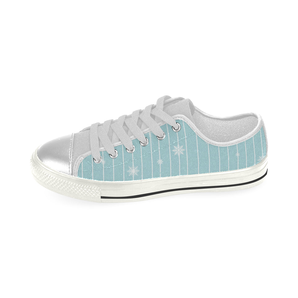 Snowflake pattern blue stripe background Women's Low Top Canvas Shoes White