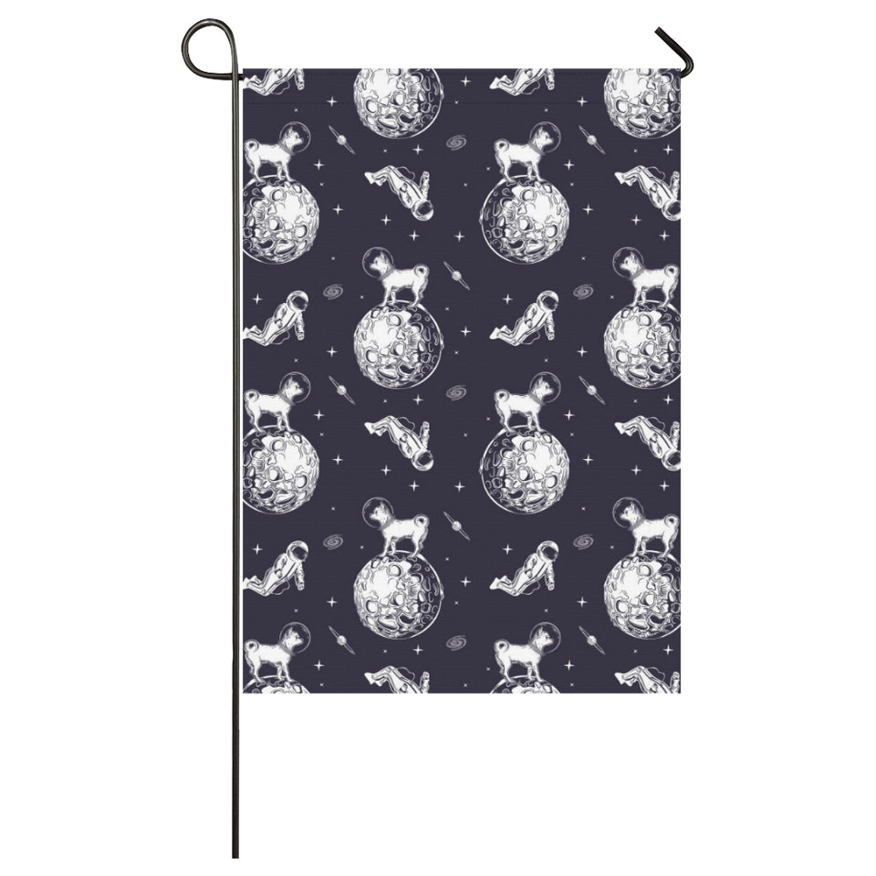 Chihuahua space helmet. astronaut pattern House Flag Garden Flag