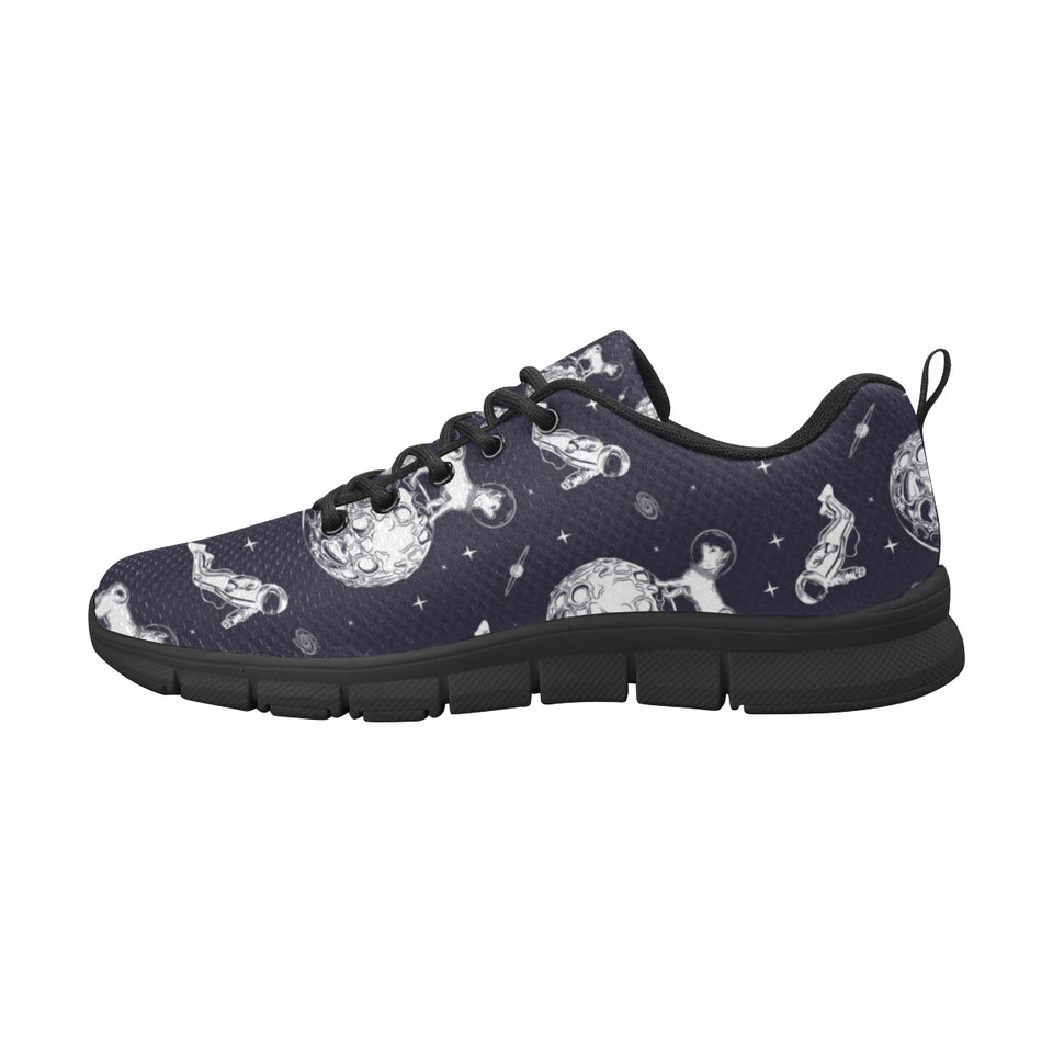 Chihuahua space helmet. astronaut pattern Men's Sneaker Shoes