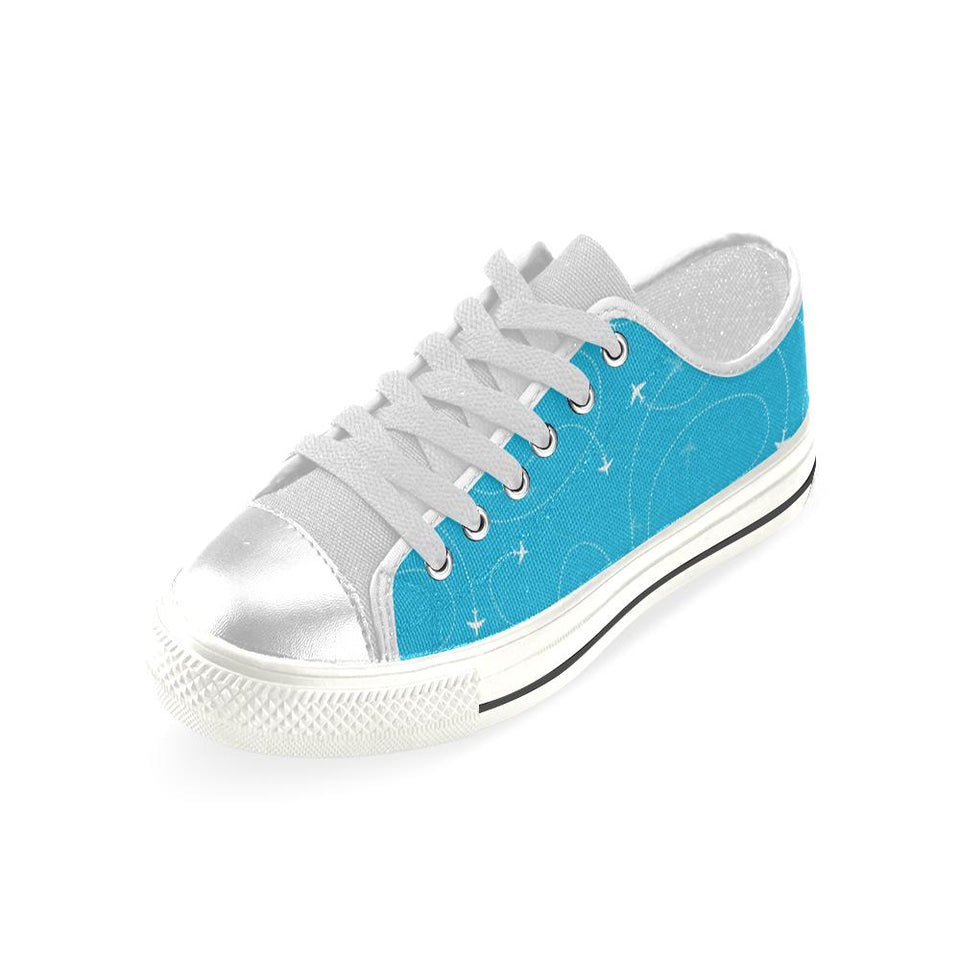 Airplane destinations blue background Kids' Boys' Girls' Low Top Canvas Shoes White