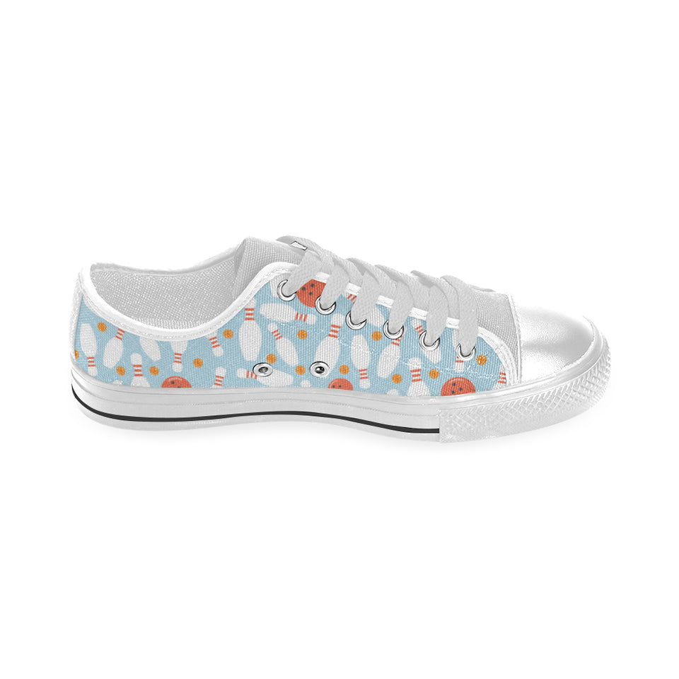 Bowling ball bowling pins blue blackground Men's Low Top Shoes White