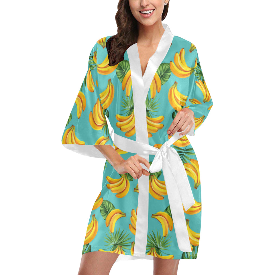 Banana Palm Leaves pattern background Women's Short Kimono Robe