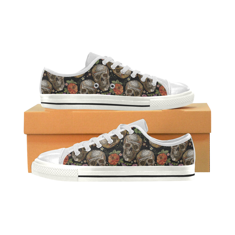 Skull rose humming bird flower pattern Women's Low Top Canvas Shoes White