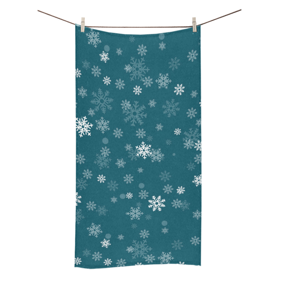 Snowflake pattern dark background Bath Towel