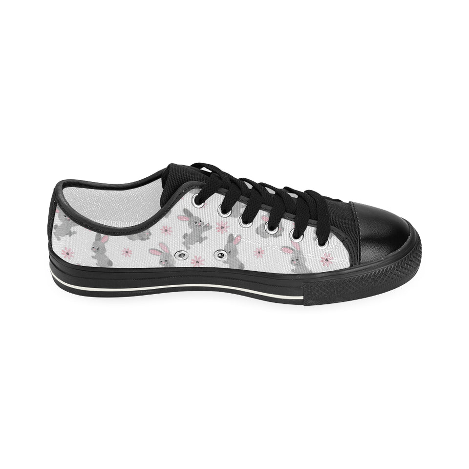 Watercolor cute rabbit pattern Women's Low Top Canvas Shoes Black