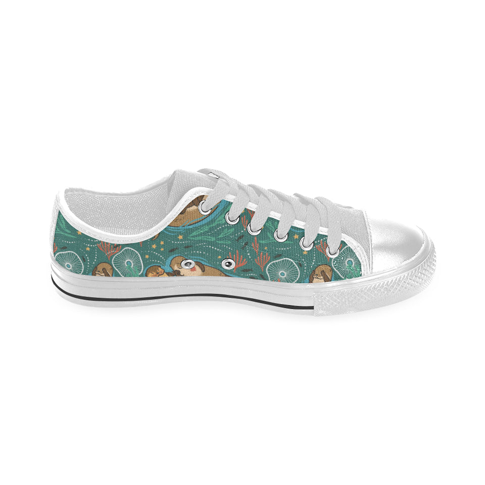 cute brown sea otters ornamental seaweed corals gr Men's Low Top Canvas Shoes White