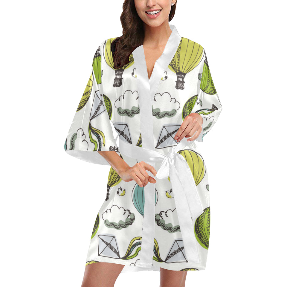 Hot Air Balloon Bird Cloud Pattern Women's Short Kimono Robe