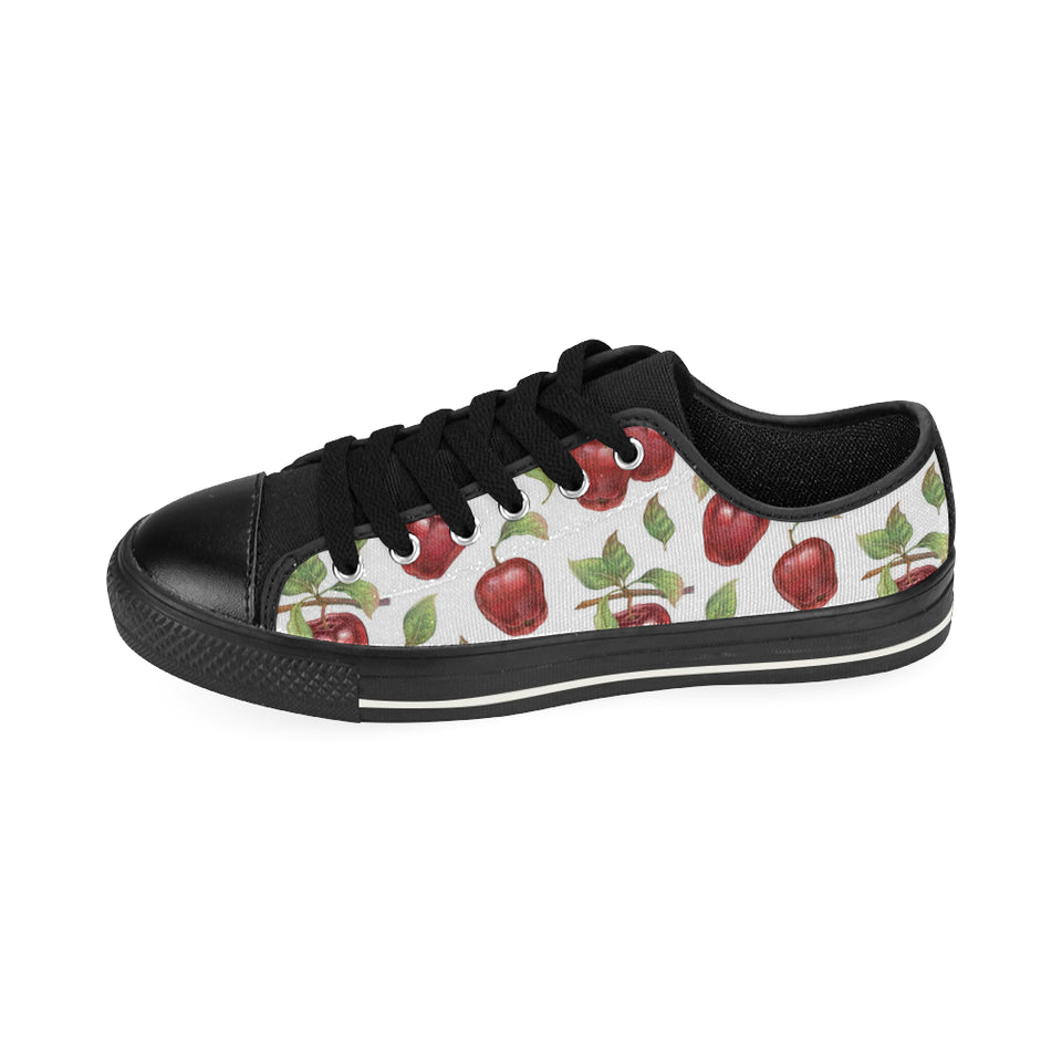 Red apples pattern Men's Low Top Canvas Shoes Black