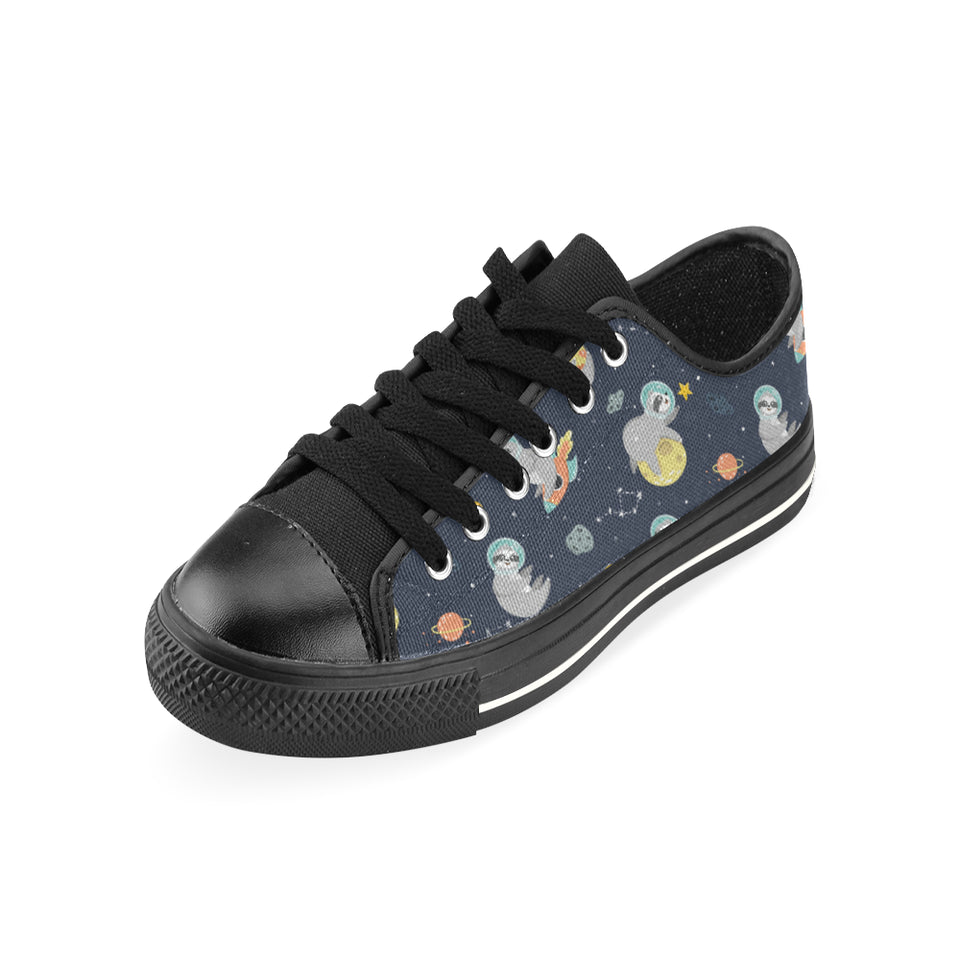 Cute sloth astronaut star planet rocket pattern Men's Low Top Canvas Shoes Black