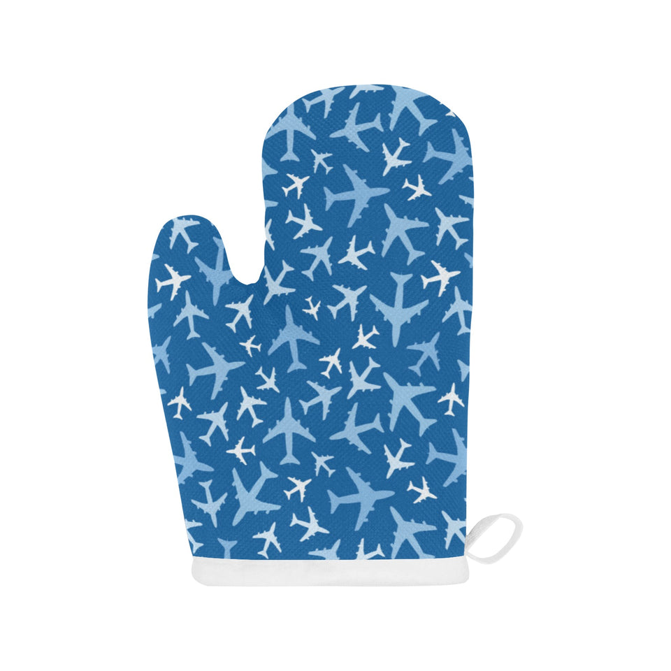 Airplane pattern in the sky Heat Resistant Oven Mitts