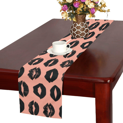 Lips Pattern Print Design 02 Table Runner