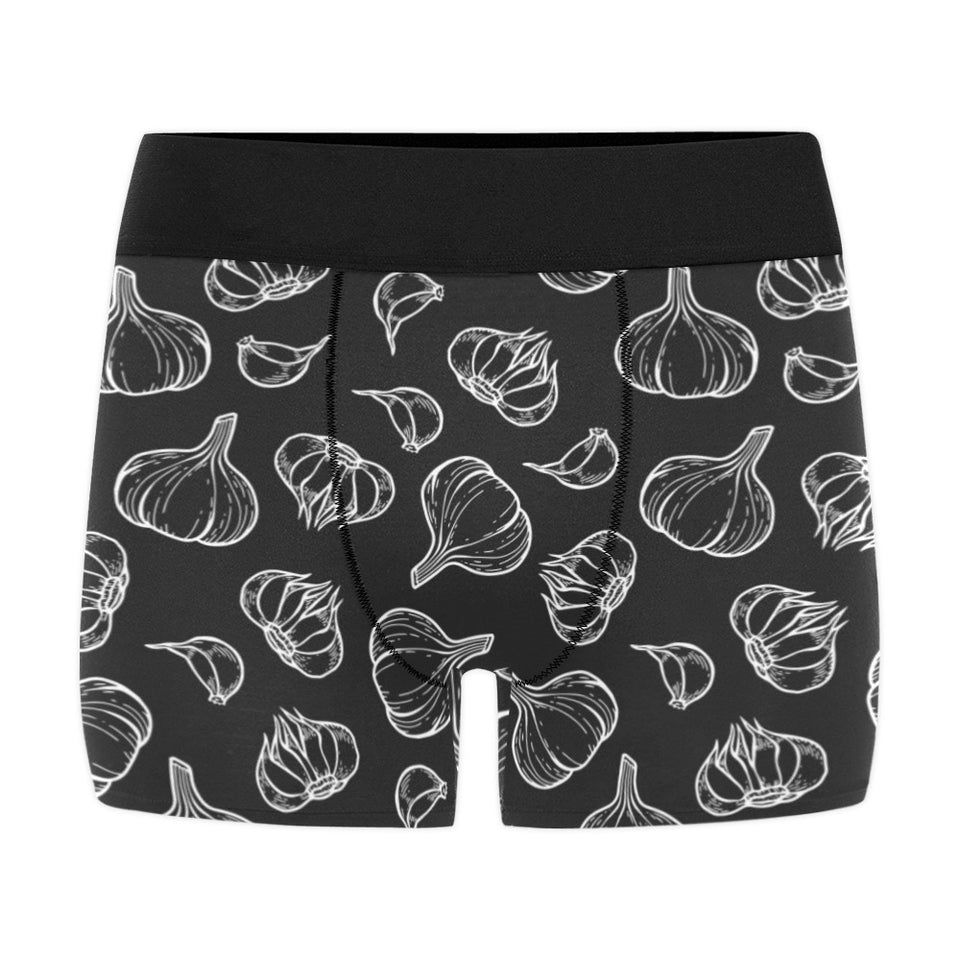 Garlic pattern black background Men's All Over Print Boxer Briefs Men's Underwear