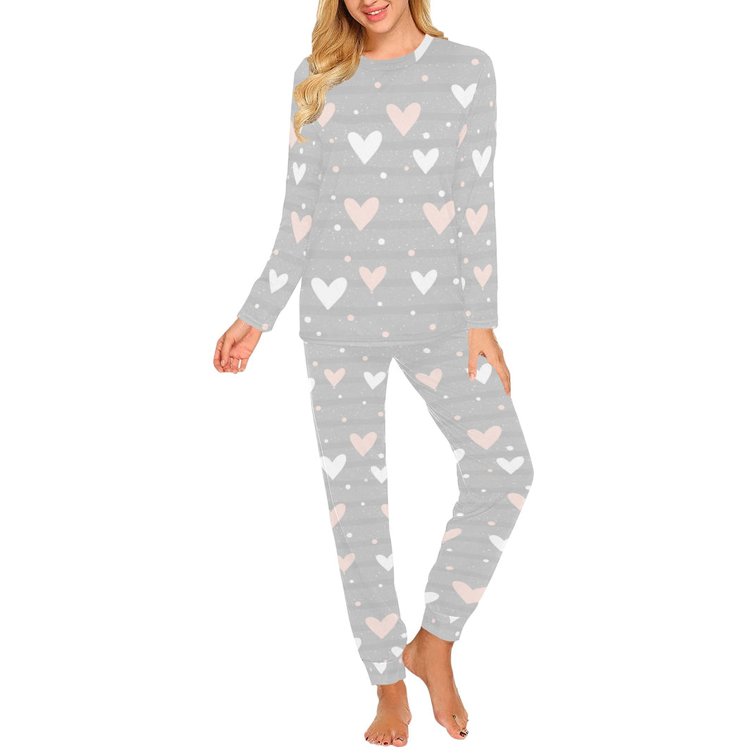 Heart pattern gray background Women's All Over Print Pajama Set