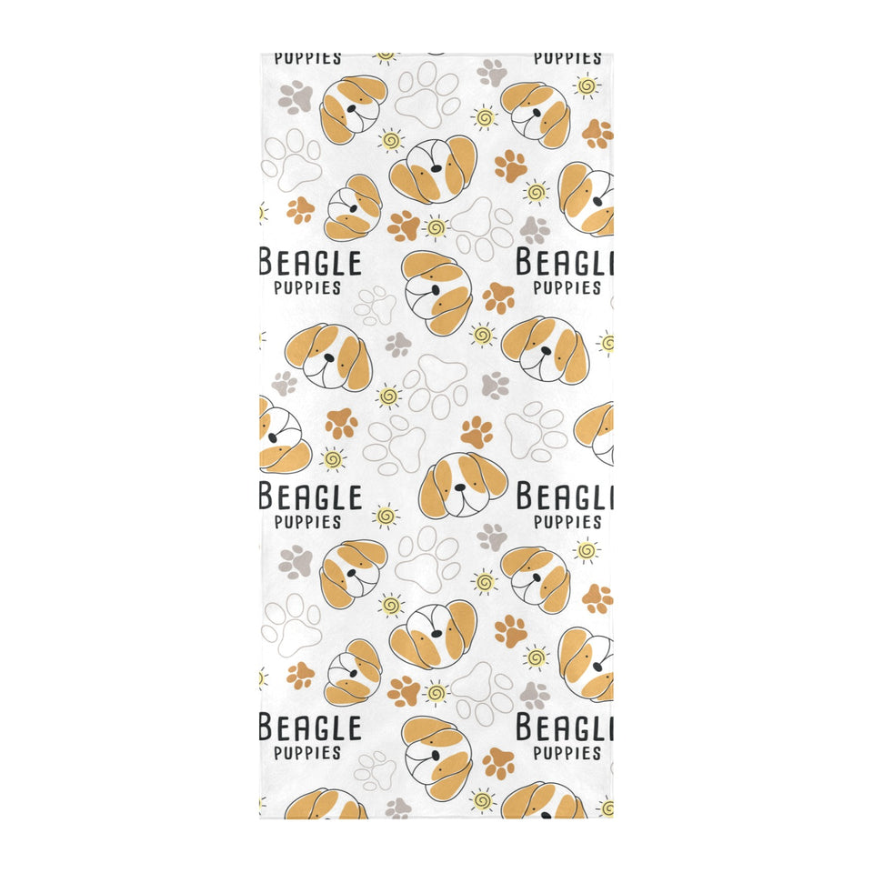 Cute beagle dog pattern background Beach Towel