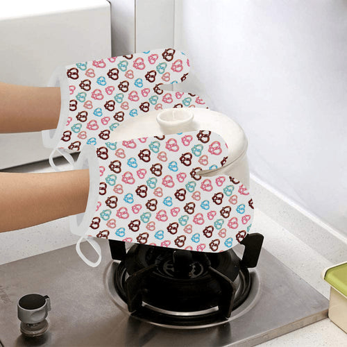 Pretzels Pattern Print Design 04 Heat Resistant Oven Mitts