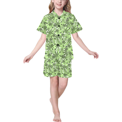 Canabis Marijuana Weed Pattern Print Design 01 Kids' Boys' Girls' V-Neck Short Pajama Set