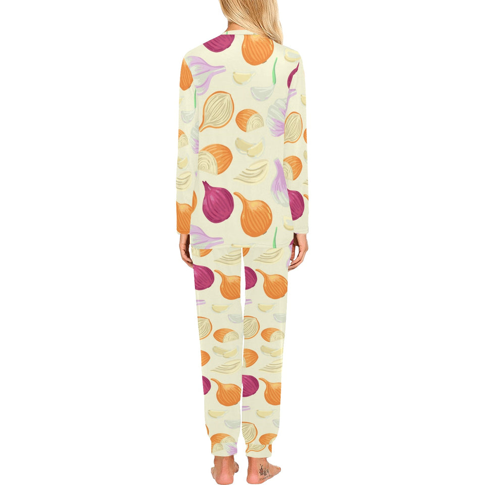 Onion garlic white red pattern Women's All Over Print Pajama Set