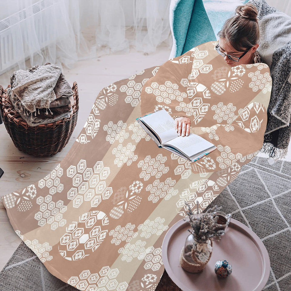Beautiful hexagon japanese pattern Blanket Robe with Sleeves