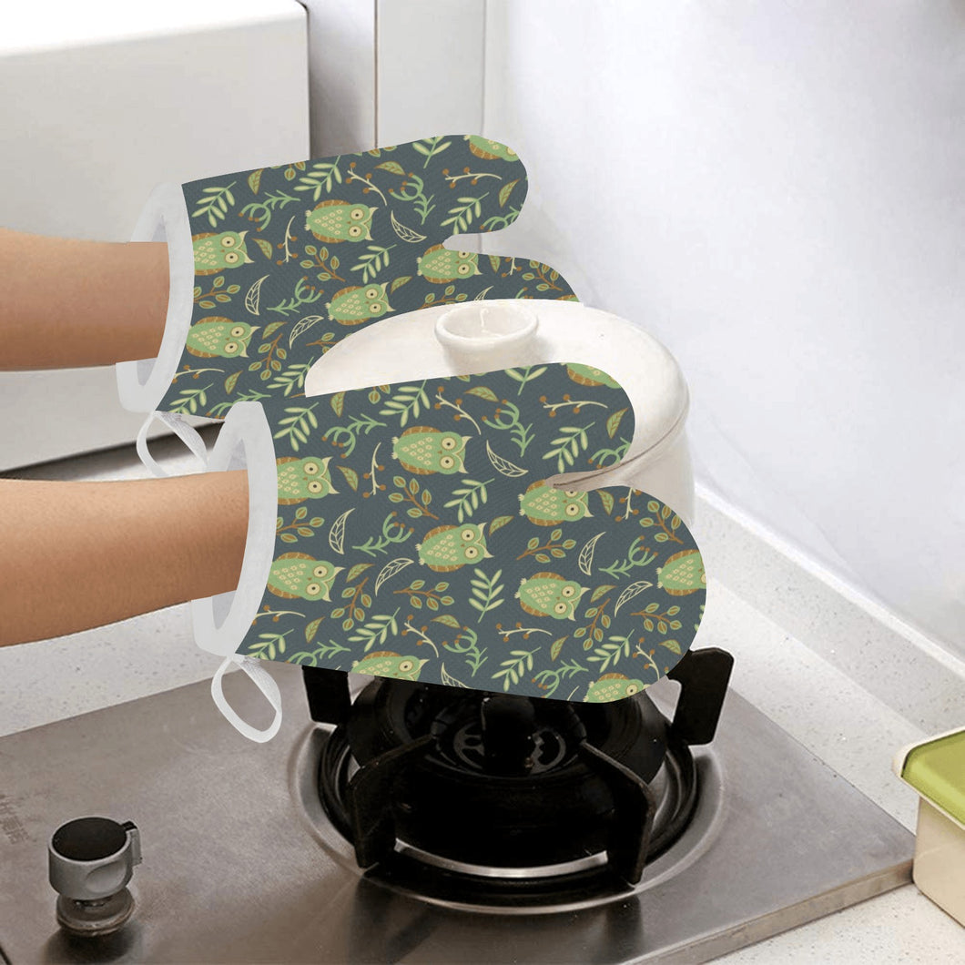 Cute owls leaves pattern Heat Resistant Oven Mitts