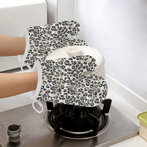 Leopard skin print pattern Heat Resistant Oven Mitts