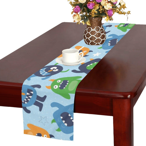 Alien Pattern Print Design 04 Table Runner