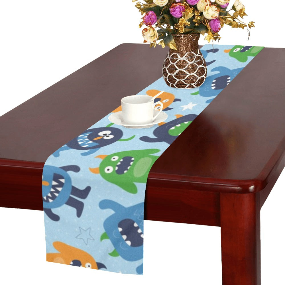 Alien Pattern Print Design 04 Table Runner