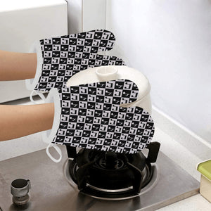 Music Notes Pattern Print Design 01 Heat Resistant Oven Mitts