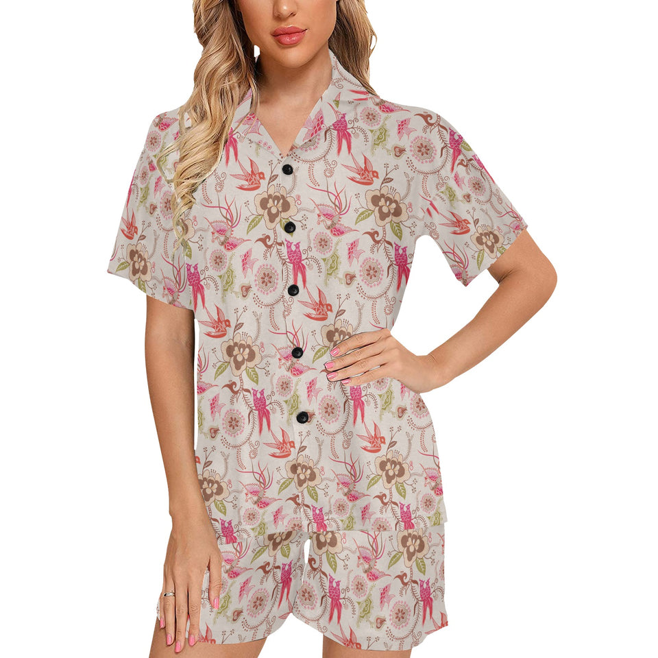 Swallow Pattern Print Design 01 Women's V-Neck Short Pajama Set