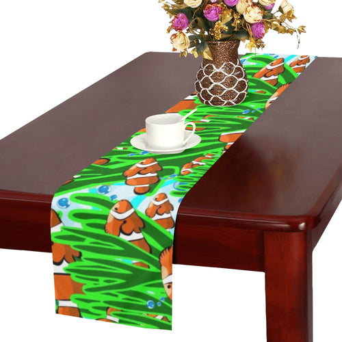 Clown Fish Pattern Print Design 01 Table Runner