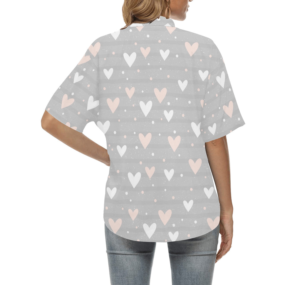 Heart pattern gray background Women's All Over Print Hawaiian Shirt